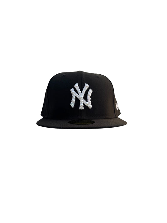 New Era 59Fifty New York Yankees Hat - Black/White